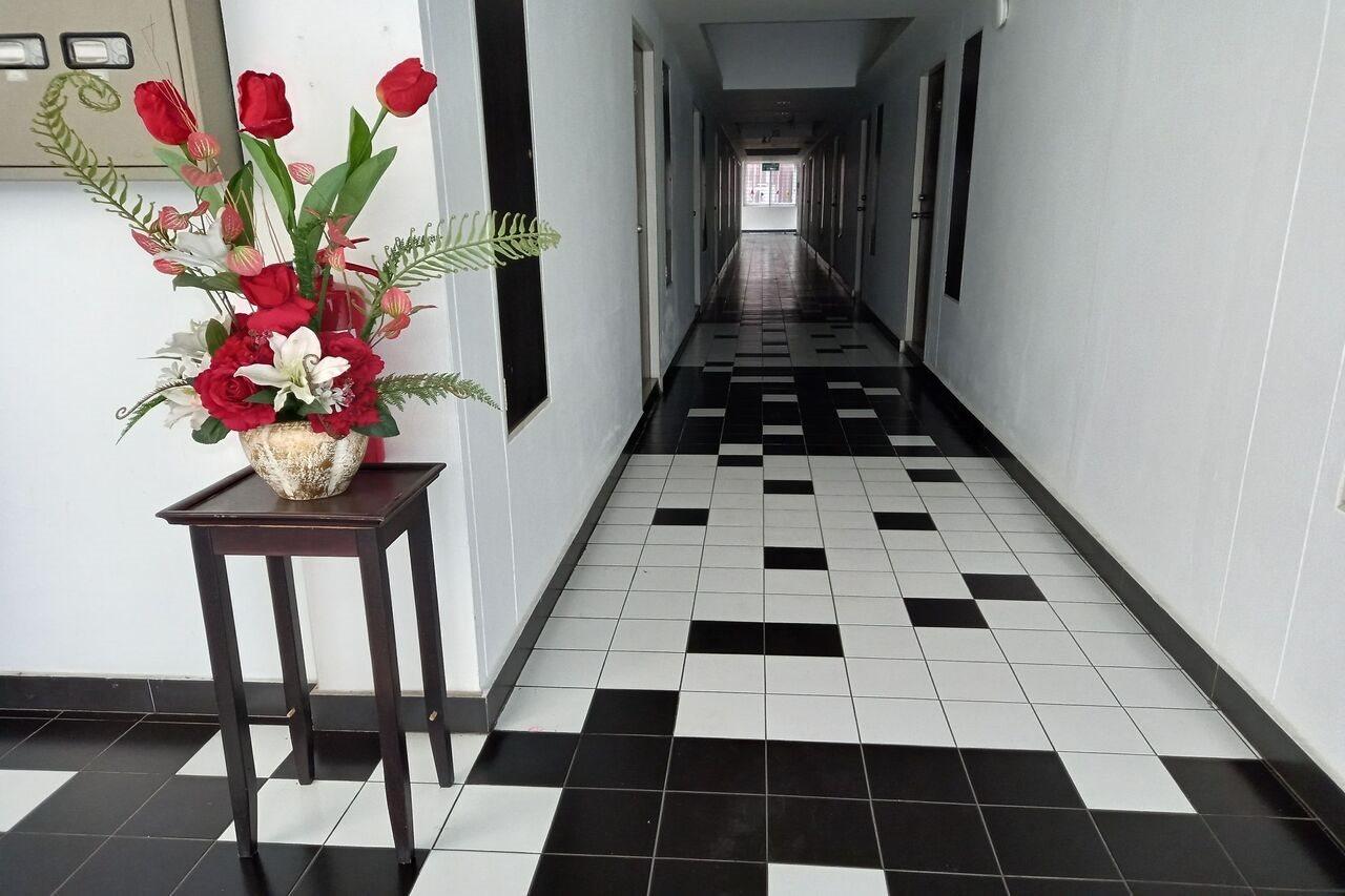 Ruan Plaisoi Apartment Banguecoque Exterior foto