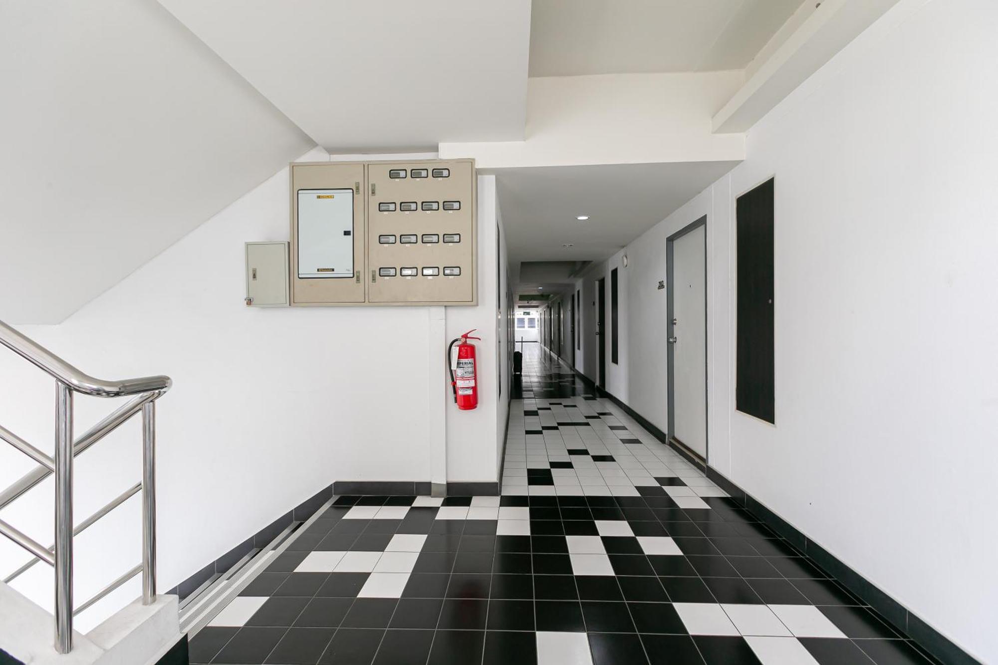 Ruan Plaisoi Apartment Banguecoque Exterior foto