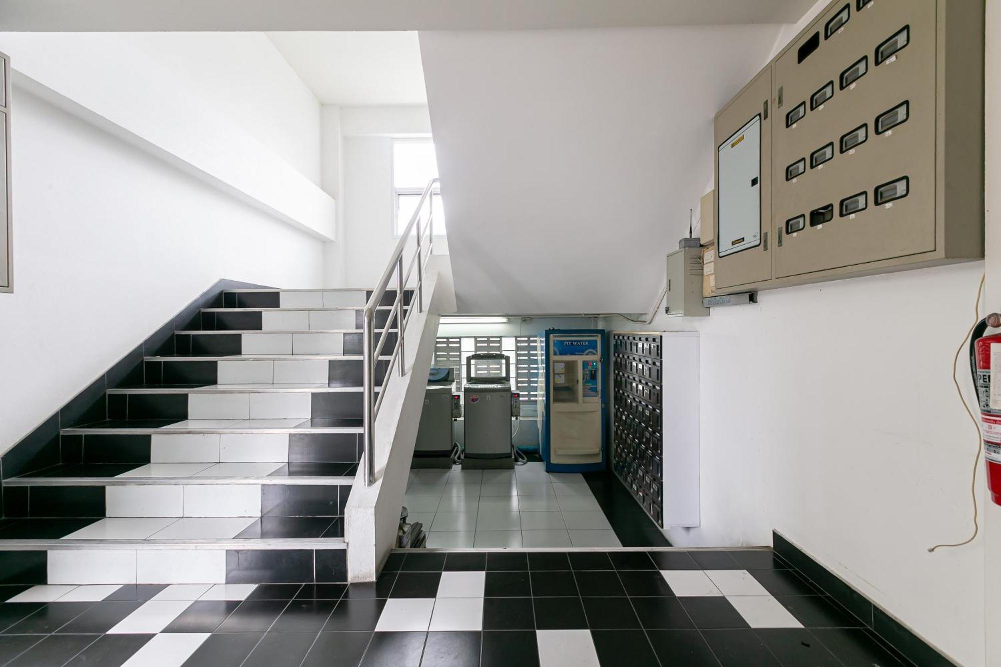 Ruan Plaisoi Apartment Banguecoque Exterior foto