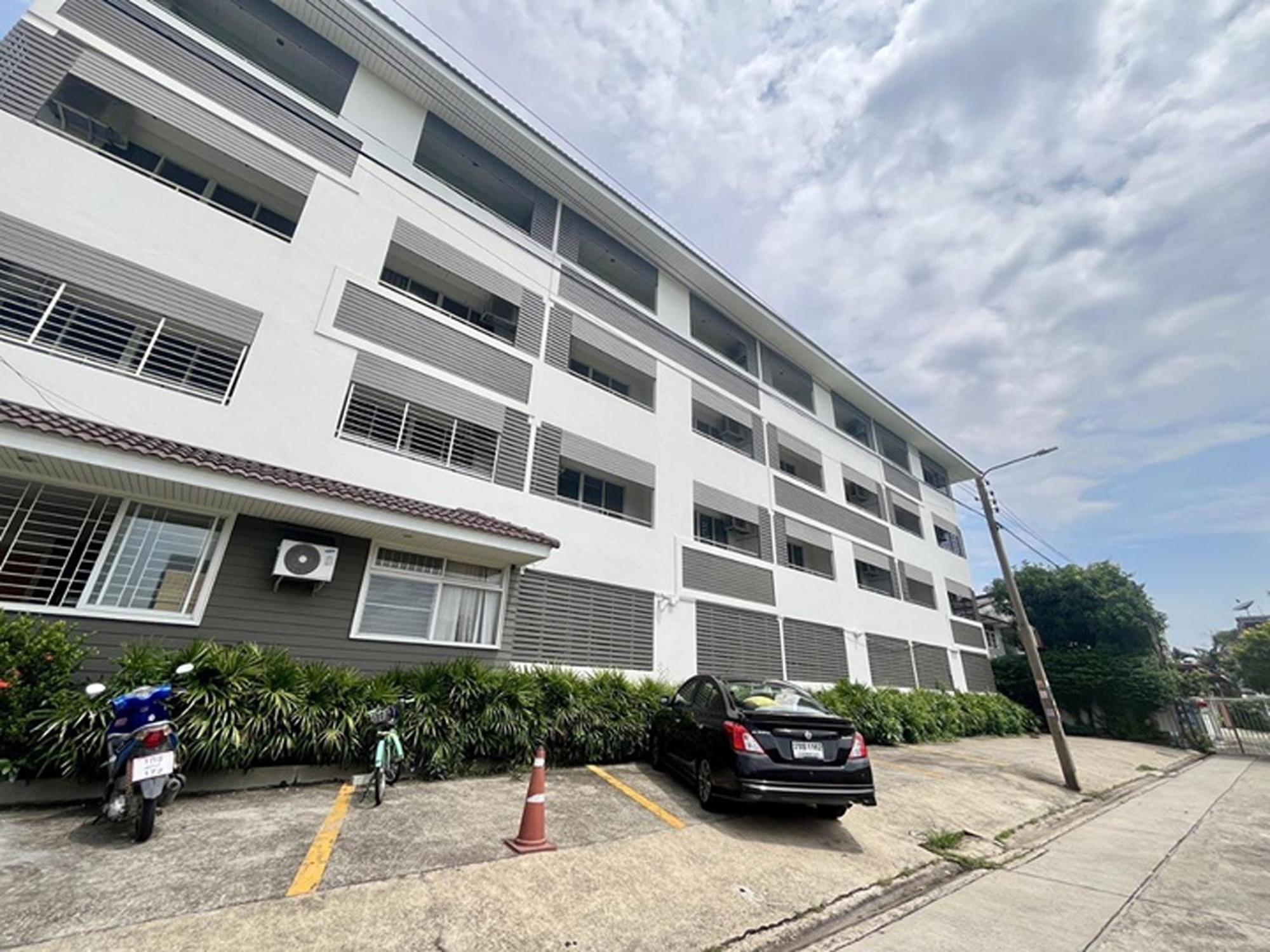 Ruan Plaisoi Apartment Banguecoque Exterior foto